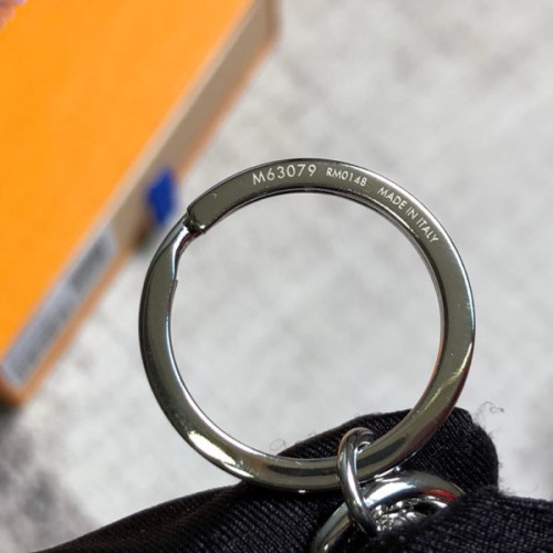 l0*is-V*t0n-capucines-bag-charm-and-key-holder