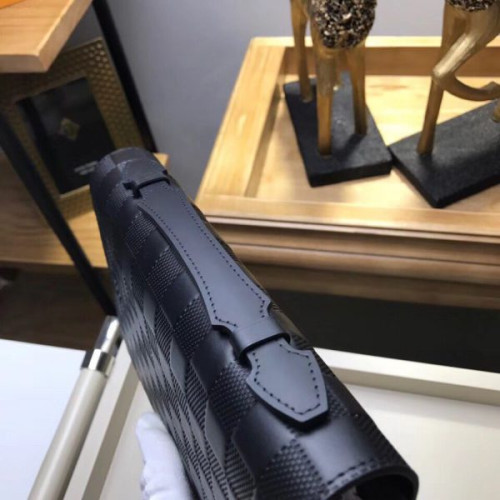 l0*is-V*t0n-wallet-19